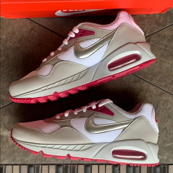 WMNS NIKE AIR MAX CORRELATE White/Metallic Silver - Picture 4 of 16